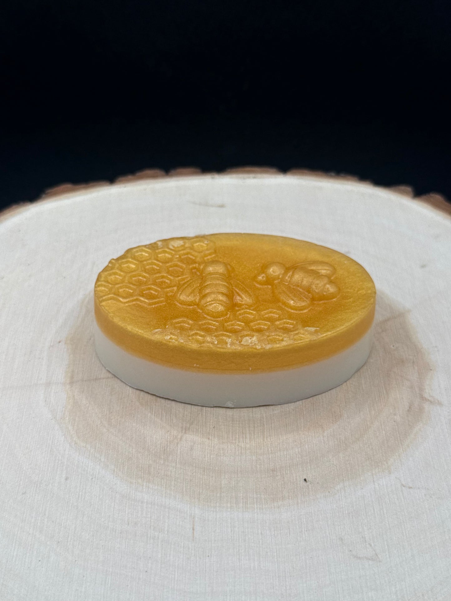 Bee Golden Shampoo Bar
